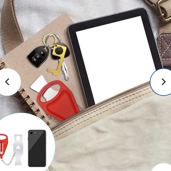 Red and Silver Key and Card Holder with Chain - Picture 4 of 8